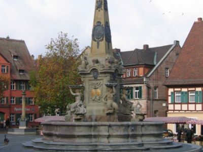 061107-007-450x600